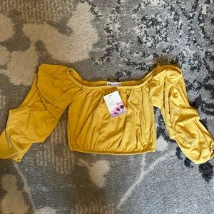 yellow crop top *NWT* 💛